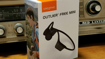 更轻、更小、更舒适：Outlier Free Mini 骨传导耳机