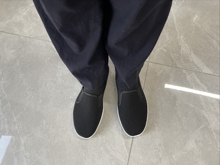 维致老北京布鞋：舒适又不失庄重的经典之作
