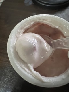 优诺优丝红颜草莓酸奶