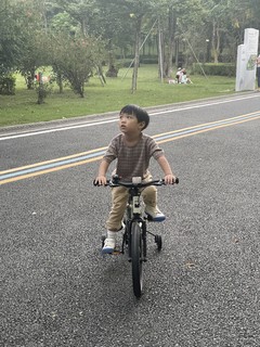 3岁宝宝鞋子推荐~运动穿也OK       