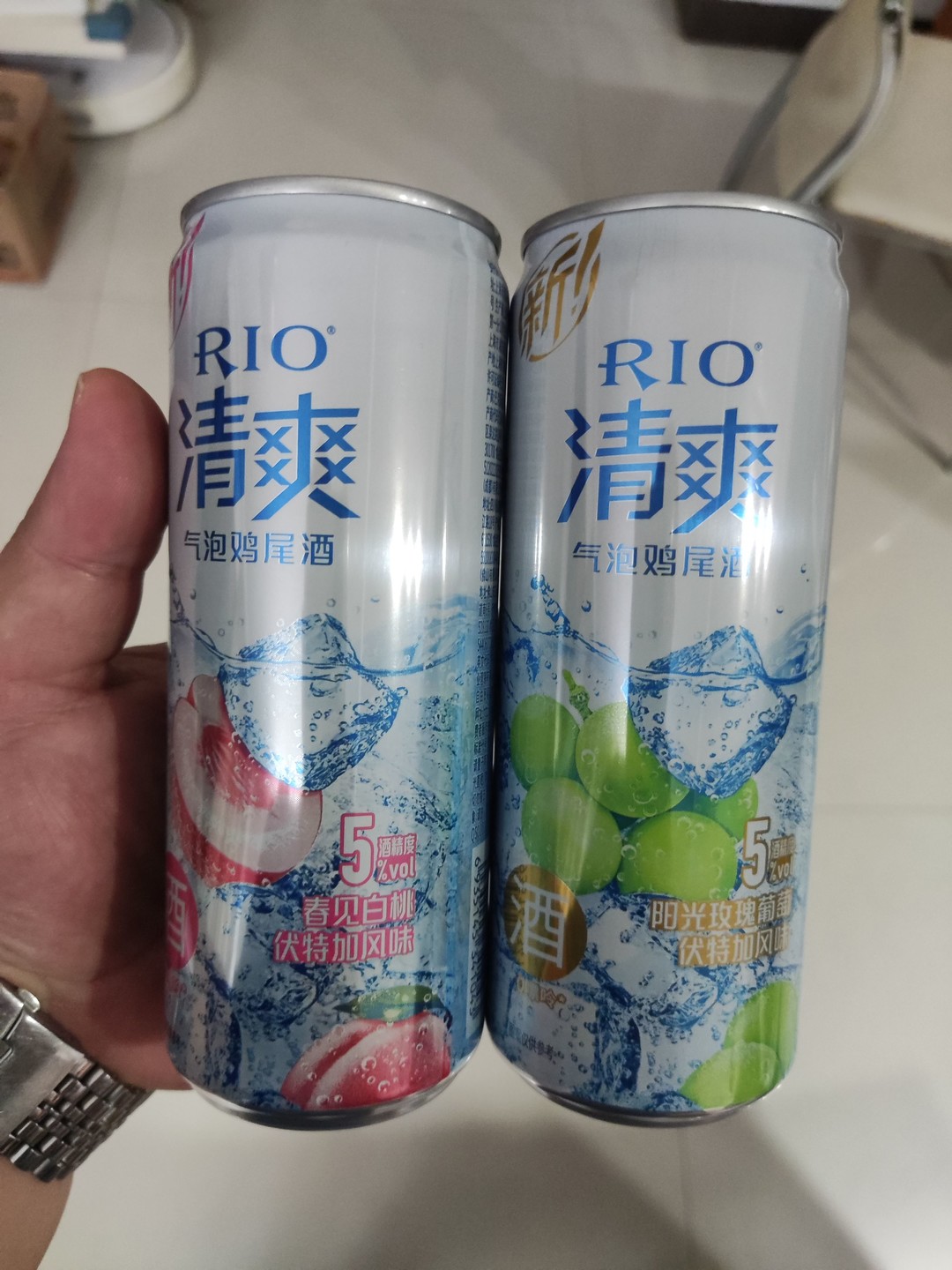 气泡鸡尾酒图片