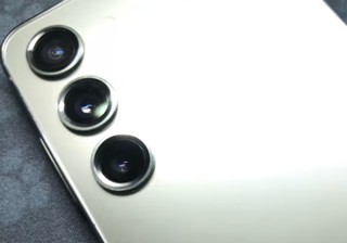 三星 SAMSUNG Galaxy S23 超视觉夜拍 可持续性设计 超亮全视护眼屏 8GB+128GB 悠野绿 5G手机