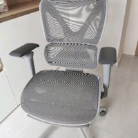 永艺撑腰椅 XY 月光骑士：一款能让你放松身心的电脑椅