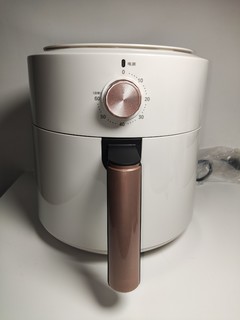 空气炸锅应该是最能提升饮食幸福感的厨房小电了吧？