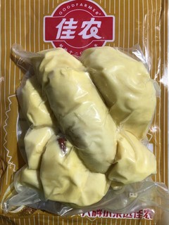 「快来品尝佳农金枕榴莲肉，肉质饱满口感绝佳!」