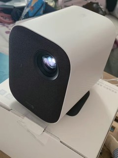 小米（MI）【新品】  小米投影仪2s 家用投影仪 投影机 家庭影院 1080P高清分辨率￼￼