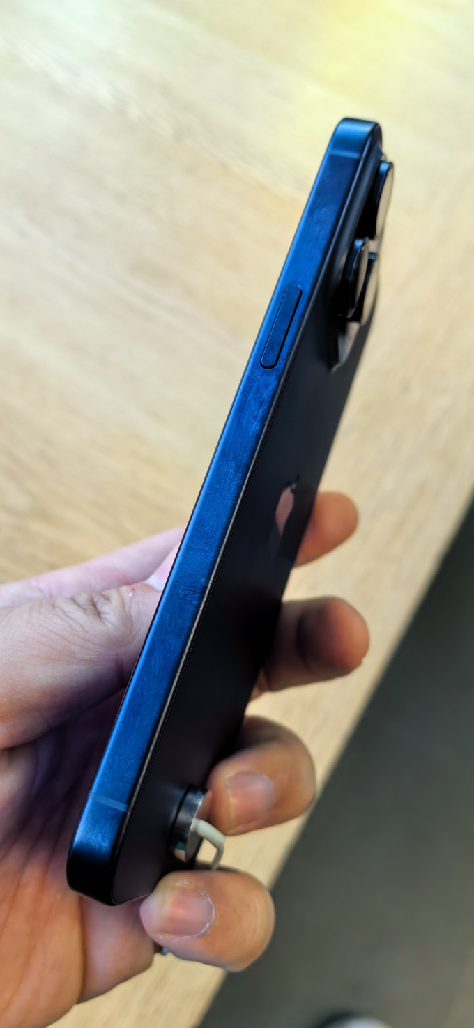 14:39:20iphone15promax上市也有一段时间了,双十一期间的好价满天飞