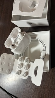 新入AirPods pro2 typeC接口