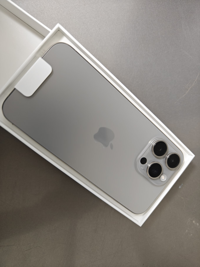 苹果iphone 15 pro maxiphone怎么样 iphone15promax确实轻了一点