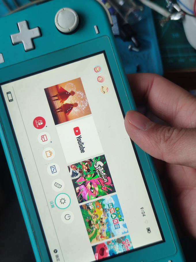 任天堂游戏机怎么样 switchlite加装芯片后游戏下载中_什么值得买