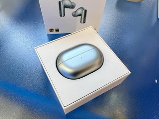 华为Freebuds Pro3开箱：对标苹果AirPods Pro2的存在