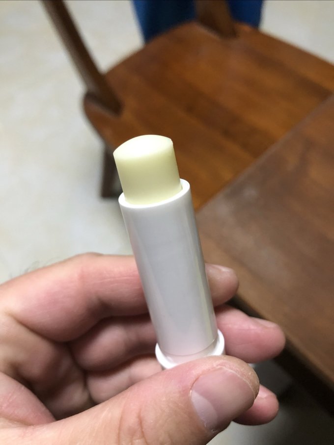男士好用唇膏(男士好用唇膏推荐)