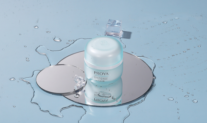 珀莱雅面霜怎么样好用吗 使用珀莱雅水动力面霜,可以让皮肤更加水润,