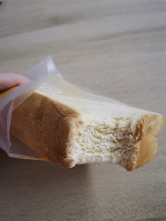 【天猫24元2箱】没办法…半夜饿了，来一只「仰头挺立」的小叉叉(^_^)