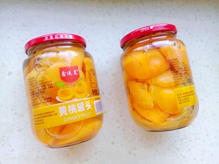 黄桃罐头✨鲜嫩多汁，甜蜜满溢，让你欲罢不能！