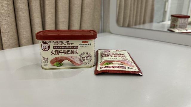 吃起来还不错的小猪呵呵午餐肉