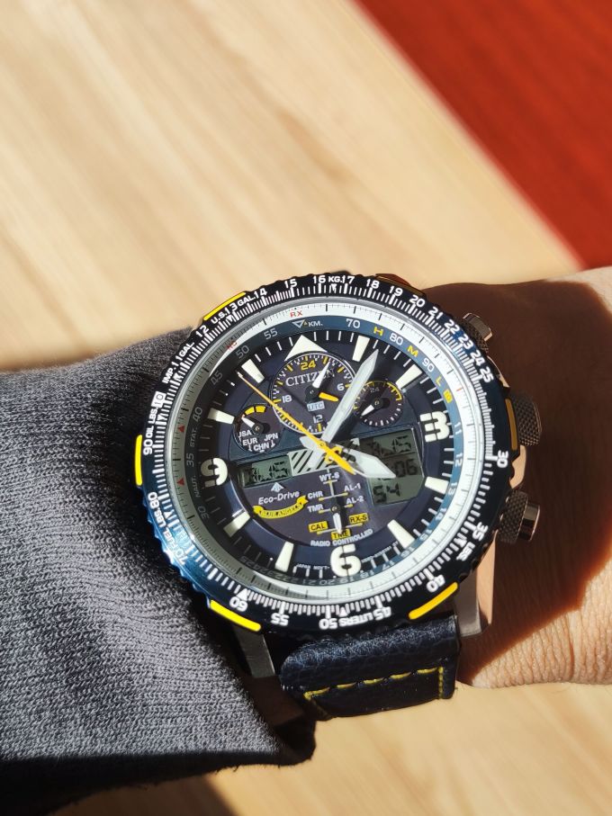 西铁城蓝天使二代皮表带换成钛合金表链