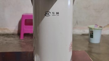 乐狮气压式热水瓶：家用大容量保温瓶的卓越之选
