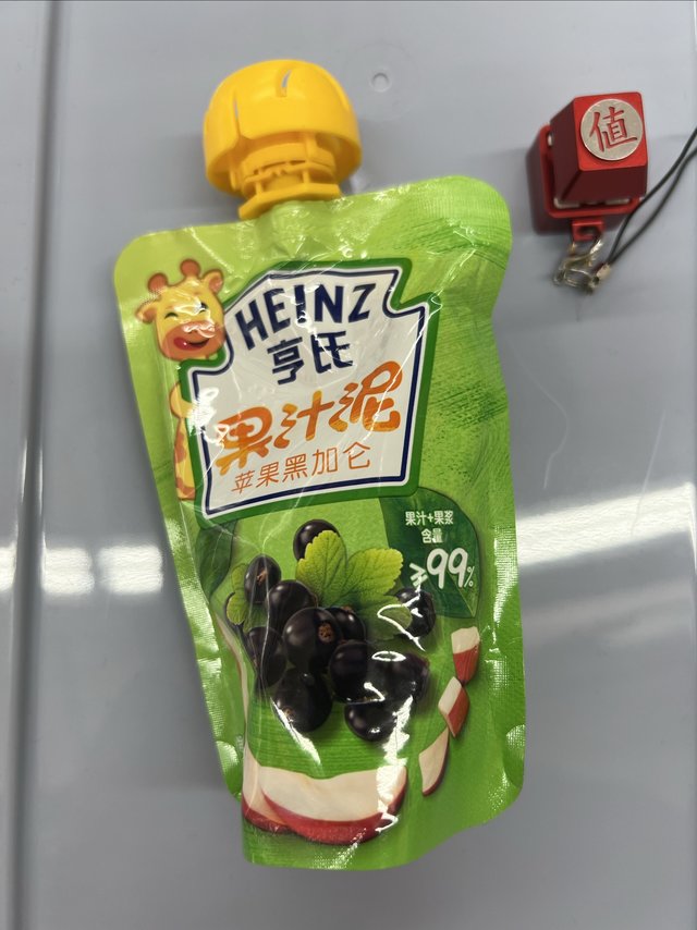 亨氏（Heinz）超金果汁泥苹果黑加仑味！