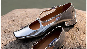 CHENZI 塵茈 巴西产银漆小牛皮孚日鎏银色玛丽珍鞋中跟真皮底单鞋 - 让你成为最闪亮的女孩!