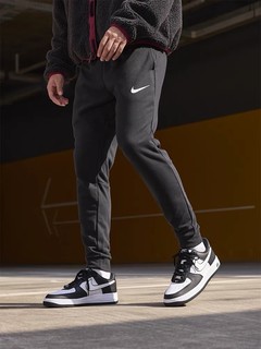 Nike Air Force 1'07 男子空军一号运动鞋：篮球鞋历史的重现