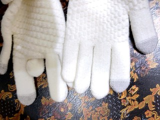 匹克的针织手套，达到预期。