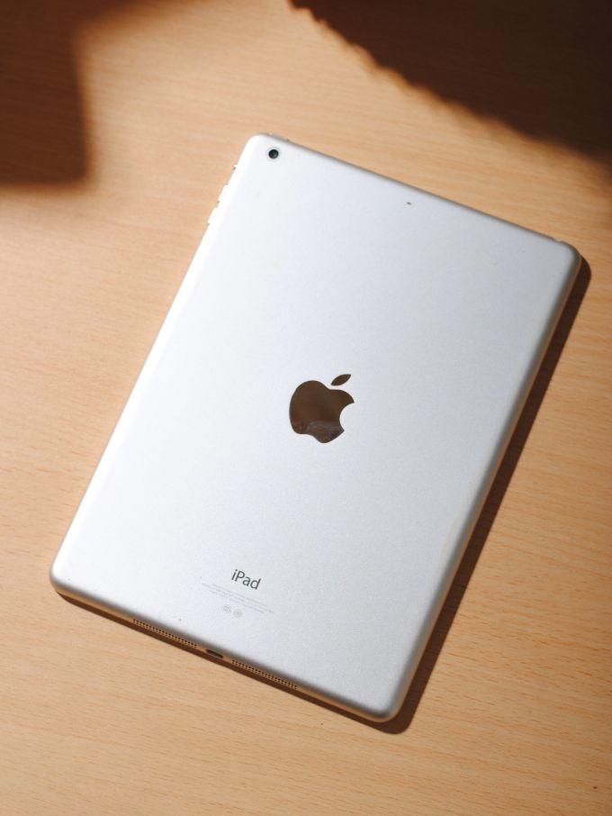 老ipad 2023-11-28 10:41:33 这台ipad air买了很久了,a1474,第一代