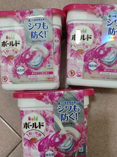 宝洁（P&G）洗衣球4D甜美花香型12颗粉色 