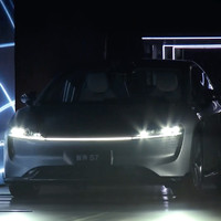 华为智界S7:电动车市场的新势力