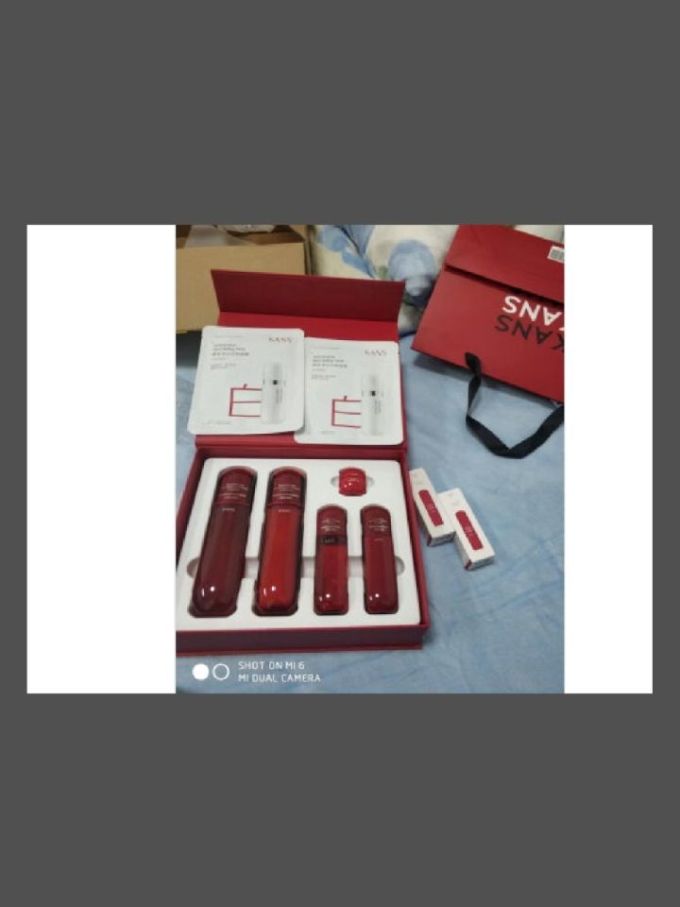 韩束红蛮腰多肽胶原弹嫩悦享礼盒水乳霜