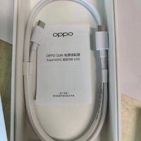 OPPO充电器。