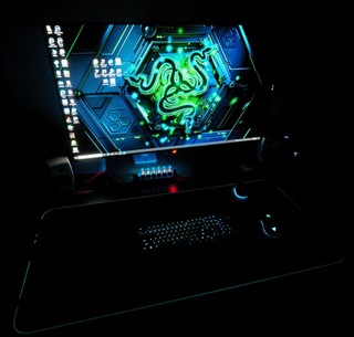 雷蛇RAZER重装甲虫幻彩版鼠标垫3XL版本