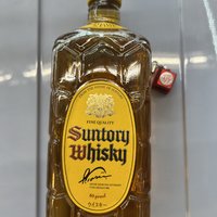 再来一瓶日本的威士忌，三得利（Suntory）角瓶调和型威士忌！