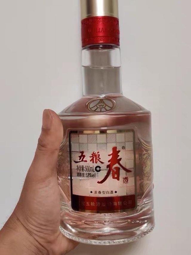 浓香口粮酒，消费降级新选择？