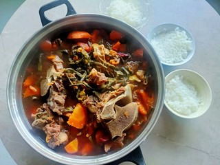 零下的冬日，一碗热腾腾的炖菜🍲是最佳拍档！