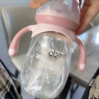 欧贝妮奶瓶是一种PPSU防胀气、耐摔、吸管式的奶瓶，适合大宝宝使用，同时也可以用于新生婴儿