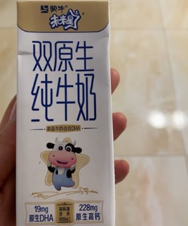 蒙牛未来星双原生纯牛奶