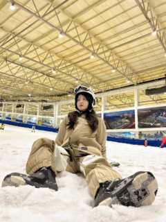 滑雪服套装雪衣女单板专业男防水保暖防寒服双板滑雪上衣裤子全套