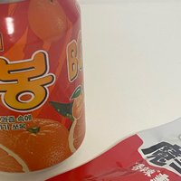 美食 篇五十一：卫龙魔芋爽配韩国果汁饮料的口感，让你欲罢不能!