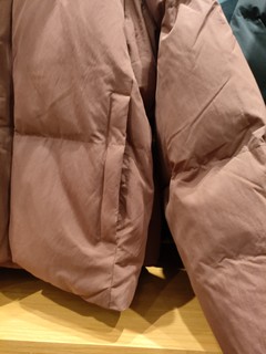 优衣库合作款男女同款夹层蓬松外套，原价799现在599