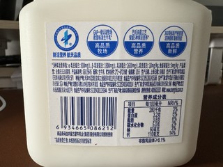 72元6大桶，好久没有买到这么便宜的牛奶了。