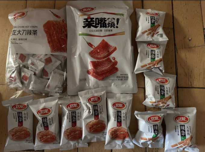 卫龙休闲食品