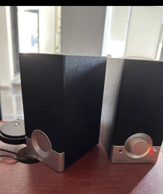 漫步者R18T音箱怎么样 漫步者(EDIFIER)R18T 2.0木质电脑音响 台式笔记本桌面音响 游戏音响 黑色_什么值得买