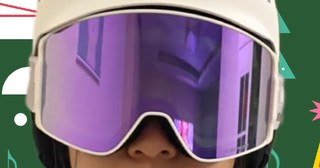 防风防紫外线这款滑雪护目镜，保证滑雪安全。
