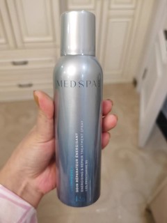 美帕（MEDSPA）生命水B5精华保湿维生素B5喷雾是一款法国品牌的美容产品。