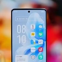 vivo S18发布，第二代骁龙7+售价2499元起，性价比如何？