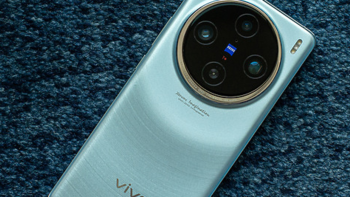 望远玩出新境界的 vivo X100 Pro相机-外观篇