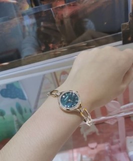 ￼￼雷诺（RARONE）手表 小蛮腰手链式时尚小绿表石英女士手表钢带腕表