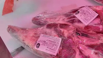 不锈钢鲜肉台分割台切肉台剁肉台剁骨台展示架生鲜超市水果蔬菜架：现代生活