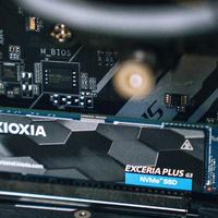 铠侠EXCERIA PLUS G3 SD10固态硬盘：融合游戏与工作的理想之选